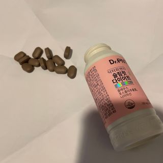 닥터피엔티 [Dr.PNT] 하루 2알로 건강한 다이어트! 한겨울에도 체지방만 쏙~ 슬림핏 다이어트 — 5점을 준 리뷰어가 2023년 3월 올린 사용 사진