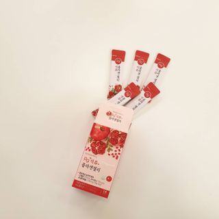 함초록 Rg+ 석류콜라겐젤리 — 4점을 준 리뷰어가 2021년 3월 올린 사용 사진