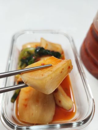 셰프애찬 알타리김치 총각김치 1kg — 5점을 준 리뷰어가 2022년 10월 올린 사용 사진