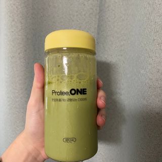 프로티원 단백질쉐이크 녹차맛 2주분 1통+보틀 — 5점을 준 리뷰어가 2021년 5월 올린 사용 사진