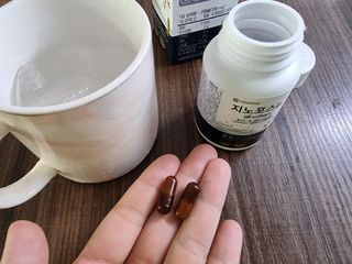 프리마인 홍삼의 강력한 에너지, 이제는 흡수율을 높인 최첨단 캡슐로 간편하게 초고속 충전하세요. — 5점을 준 리뷰어가 2022년 8월 올린 사용 사진