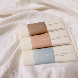 [후르디아] 끈적임 없는 착한성분 비건  핸드크림 3종 — 5점을 준 리뷰어가 2021년 1월 올린 사용 사진