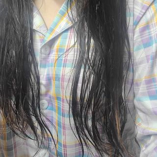 썸헤어 / SUMHAIR 썸헤어 실키 테라피 헤어 에센스 — 5점을 준 리뷰어가 2021년 4월 올린 사용 사진