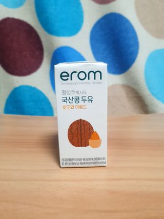 이롬 erom 황성주박사의 국산콩 두유 호두와 아몬드 — 4점을 준 리뷰어가 2020년 12월 올린 사용 사진