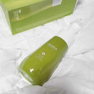 [후르디아] 아보카도 약산성 비건 여성 청결제 — 5점을 준 리뷰어가 2021년 3월 올린 사용 사진