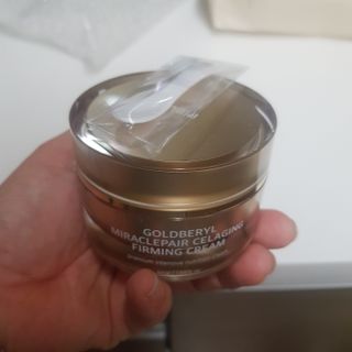 피부미 골드베릴 미라클페어 세레이징 퍼밍 크림 50ml — 5점을 준 리뷰어가 2021년 10월 올린 사용 사진