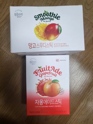 [복음자리] 바리스타 패키지 2종 랜덤발송 (딸기스무디 스틱+샤인머스캣에이드 or 망고스무디+자몽에이드) — 3점을 준 리뷰어가 2022년 7월 올린 사용 사진