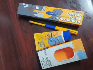 Pethroom 페스룸 PETHROOM DENTAL CARE SET 페스룸 덴탈 케어 세트 / 덴탈 클린 칫솔 + 덴탈 클린 치약 — 5점을 준 리뷰어가 2020년 12월 올린 사용 사진