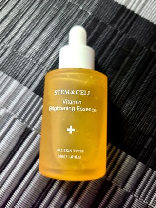 체르엠 스템앤셀 비타민 브라이트닝 에센스 30ml 1개 — 5점을 준 리뷰어가 2022년 1월 올린 사용 사진