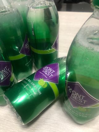몽베스트 Montbest with Sparkling water Lime20병 — 5점을 준 리뷰어가 2022년 8월 올린 사용 사진