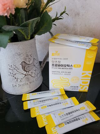 잇츠핏 프로바이오틱스 키즈 유산균 — 5점을 준 리뷰어가 2021년 3월 올린 사용 사진