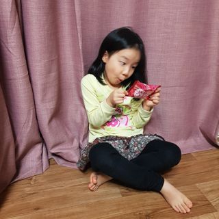 롯데제과 ABC초코쿠키 핑크베리 — 5점을 준 리뷰어가 2021년 2월 올린 사용 사진
