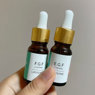 랑팡 EGF+FGF 10ppm 리포좀 앰플 원액 10ml — 4점을 준 리뷰어가 2021년 11월 올린 사용 사진