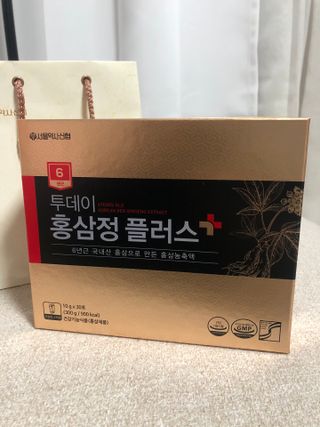 서울약사신협_투데이홍삼정플러스스틱_10g x 30포 — 5점을 준 리뷰어가 2021년 6월 올린 사용 사진