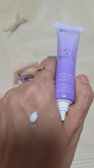 크리스티앙 브르통 리프톡스 360도 입체 아이크림 15ml — 5점을 준 리뷰어가 2022년 10월 올린 사용 사진