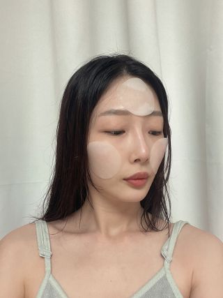 산다화 비타민씨 화이트닝 토너 패드 — 3.5점을 준 리뷰어가 2023년 5월 올린 사용 사진