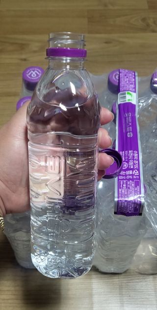 몽베스트 [MONTBEST]위드어스 500mL 20병 — 5점을 준 리뷰어가 2022년 8월 올린 사용 사진