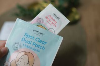 세뚜아(Cettua) 세뚜아 스팟 클리어 듀얼 패치 Cettua Spot Clear Dual Patch — 5점을 준 리뷰어가 2023년 8월 올린 사용 사진