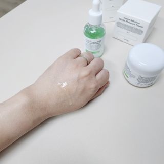 [녹산] 그린 솔루션 멀티 수분 앰플 + 그린 솔루션 멀티 수분크림 — 5점을 준 리뷰어가 2022년 11월 올린 사용 사진