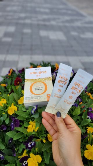 [음료수 대신 가능!]  빠르게 흡수되는 아임오 타먹는 콜라겐 1박스 — 5점을 준 리뷰어가 2023년 4월 올린 사용 사진