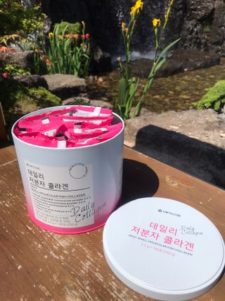 서울약사신협_데일리저분자콜라겐_2.5g x 100포 — 5점을 준 리뷰어가 2021년 5월 올린 사용 사진