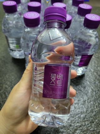 몽베스트 [MONTBEST] 330mL 20병 — 5점을 준 리뷰어가 2021년 10월 올린 사용 사진