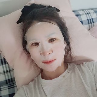 큐템 레이저 마스크 — 5점을 준 리뷰어가 2021년 1월 올린 사용 사진