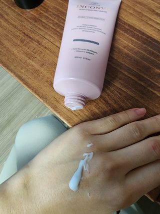 오투에니원 인컨보 바디 퍼퓸 크림 200ml — 5점을 준 리뷰어가 2023년 1월 올린 사용 사진