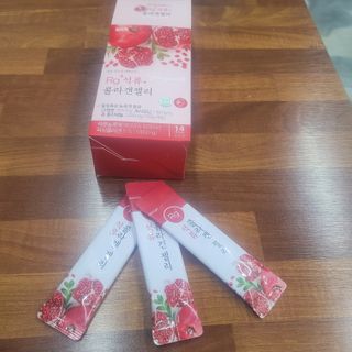 함초록 Rg+ 석류콜라겐젤리 — 5점을 준 리뷰어가 2021년 3월 올린 사용 사진