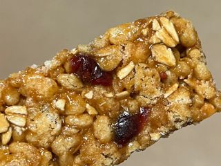 이지프로틴바 3종x각 2ea (고단백질바, 멀티단백질바, 식물성단백질바) — 5점을 준 리뷰어가 2024년 3월 올린 사용 사진