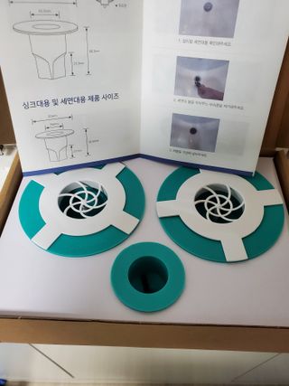 하수구 마스크 다막아 3종세트 (싱크대용1EA, 욕실용2EA) — 4점을 준 리뷰어가 2022년 7월 올린 사용 사진