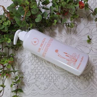 프리[닥터문] 유산균 락토케어 질경초 여성청결제 1000ml (젤타입) — 5점을 준 리뷰어가 2022년 6월 올린 사용 사진