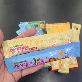다나음 셀렌에 빠진 아연면역젤리 열대과일맛+사과맛 — 4.5점을 준 리뷰어가 2023년 8월 올린 사용 사진
