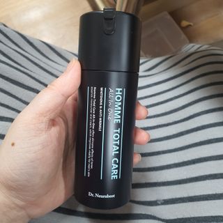 Dr.느루벗 느루벗 옴므 토탈 케어 올인원 118ml 남자 남성 스킨 로션 에센스 크림 화장품 — 5점을 준 리뷰어가 2021년 5월 올린 사용 사진