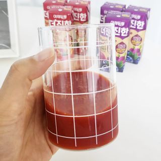 [롯데칠성] 야채듬뿍 더'진한 [롯데칠성] 야채는 이제 COLORFULL! 야채듬뿍  더 진한 레드 4개 +퍼플 4개 (총 8개) — 5점을 준 리뷰어가 2023년 6월 올린 사용 사진
