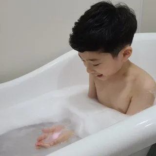 버블데이 배쓰밤 거품입욕제 버블바 6종 — 5점을 준 리뷰어가 2021년 9월 올린 사용 사진