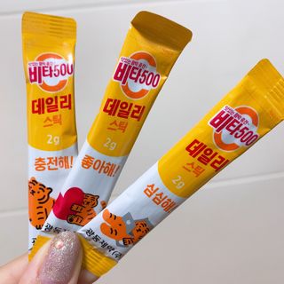 광동생활건강 [광동] 비타 500 데일리 스틱 VB, VC를 함유한 멀티비타민 30포+30포 — 5점을 준 리뷰어가 2022년 7월 올린 사용 사진