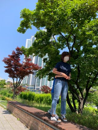 로서울 High Neck T-Shirt Navy, Gray — 5점을 준 리뷰어가 2021년 5월 올린 사용 사진