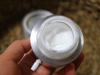CRE8SKIN(크리에이트스킨) 화사한크림 — 4.5점을 준 리뷰어가 2022년 3월 올린 사용 사진