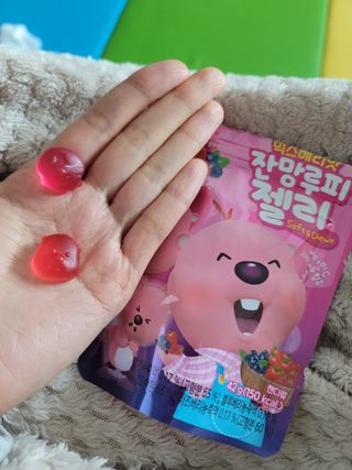 [팔도] 잔망루피젤리 믹스베리맛 42g 8개 — 5점을 준 리뷰어가 2022년 1월 올린 사용 사진