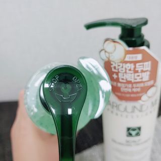 어라운드미 [어라운드 미] 탈모 증상 완화 스칼프 샴푸 + 두피 영양 공급 트리트먼트 — 4점을 준 리뷰어가 2021년 6월 올린 사용 사진