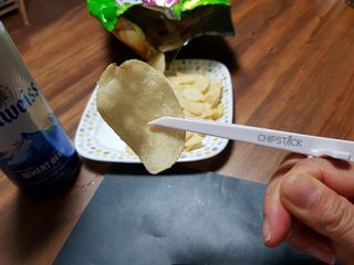 칩스틱 과자젓가락 게이밍젓가락 2ea / KC인증 식품용 — 5점을 준 리뷰어가 2021년 10월 올린 사용 사진