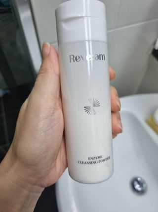 나우 [리브엠] 화해 1등 클렌징 파우더! 모공&피지 말끔순삭 — 4.5점을 준 리뷰어가 2023년 8월 올린 사용 사진