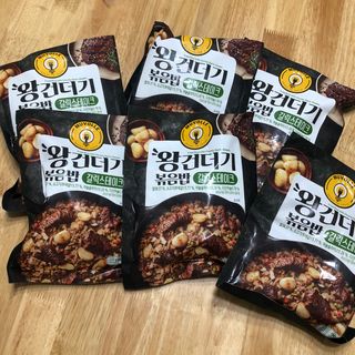 한성기업 무볼레 왕건더기 볶음밥 갈릭스테이크 — 3점을 준 리뷰어가 2021년 10월 올린 사용 사진