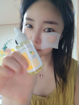 랑벨 비타 에너지 잡티 앰플 50ml 고농축 비타민, 저자극, 수분 촉촉, 미백 앰플 — 5점을 준 리뷰어가 2022년 3월 올린 사용 사진