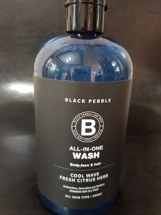 블랙페블 올인원 워시 쿨 웨이브 500ml — 4점을 준 리뷰어가 2021년 4월 올린 사용 사진