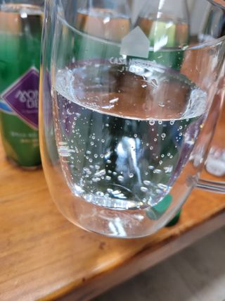 몽베스트 Montbest with Sparkling water Plain 20병 — 5점을 준 리뷰어가 2021년 11월 올린 사용 사진