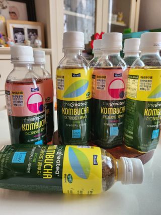 더그레잇티 콤부차 [매일유업] 더그레잇티 44kcal 콤부차 300ml *12개입 (오리지널 6개+베리리치 6개) — 5점을 준 리뷰어가 2023년 7월 올린 사용 사진