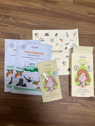 세뚜아(Cettua) 세뚜아 스티키 포어 패치 Cettua Sticky Pore Patch — 5점을 준 리뷰어가 2023년 9월 올린 사용 사진