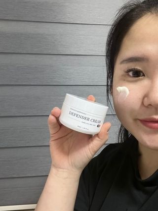 아이코이 디펜더 미백 크림 수분 기미잡티 수부지 색소침착 — 5점을 준 리뷰어가 2022년 12월 올린 사용 사진